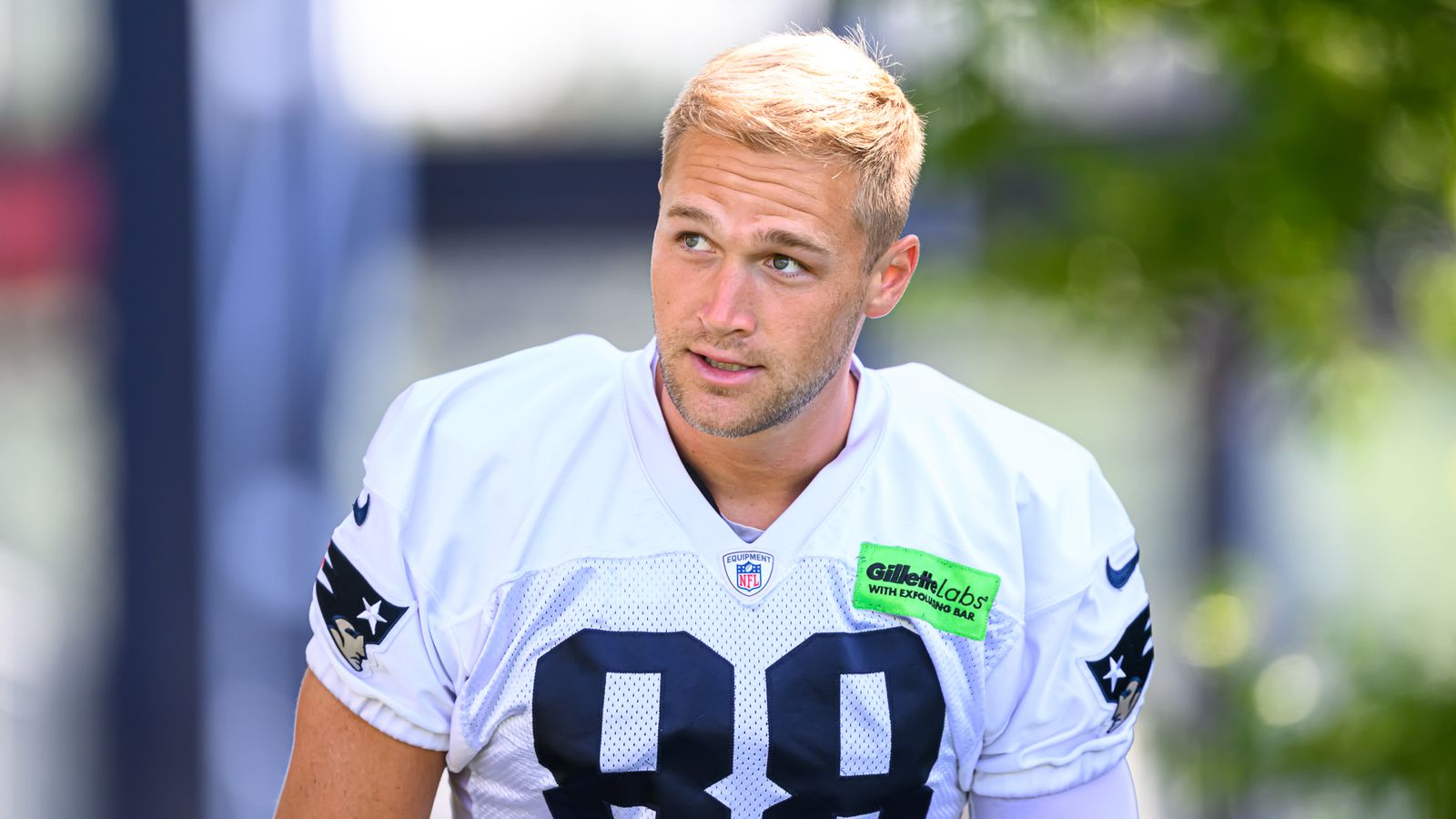 Patriots Camp Report 08.14.23 Mike Gesicki leaves with injury; Trent